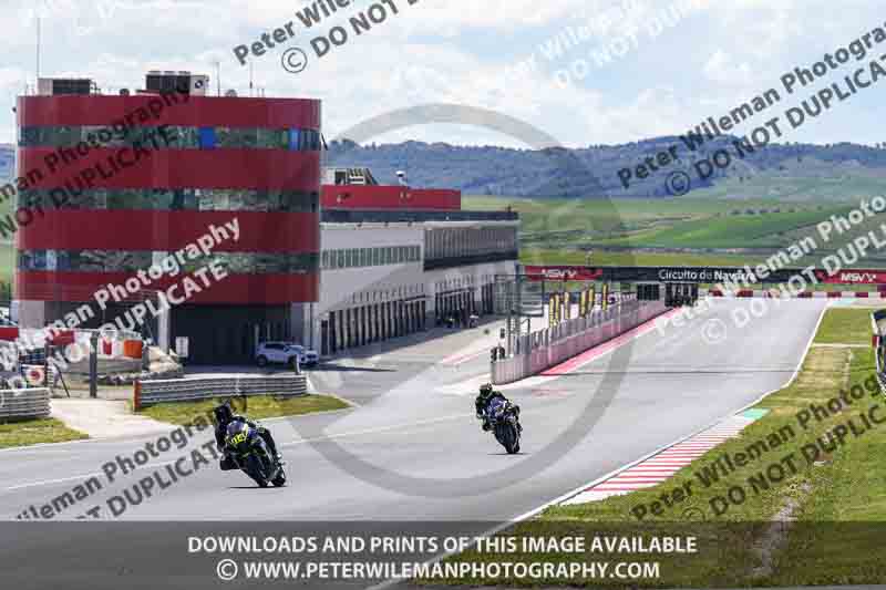 cadwell no limits trackday;cadwell park;cadwell park photographs;cadwell trackday photographs;enduro digital images;event digital images;eventdigitalimages;navarra;no limits trackdays;peter wileman photography;racing digital images;trackday digital images;trackday photos